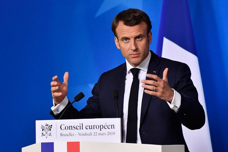 Makron: Evropa ne smije da ostane talac Brexita