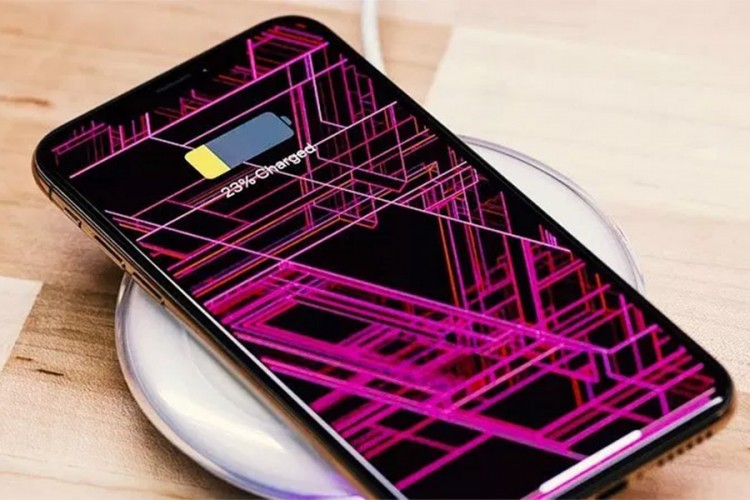 Sljedeći iPhone bi mogao bežično da puni druge uređaje