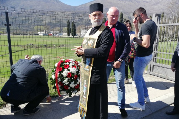 Nije dozvoljen pomen i polaganje vijenca prvoj žrtvi agresije