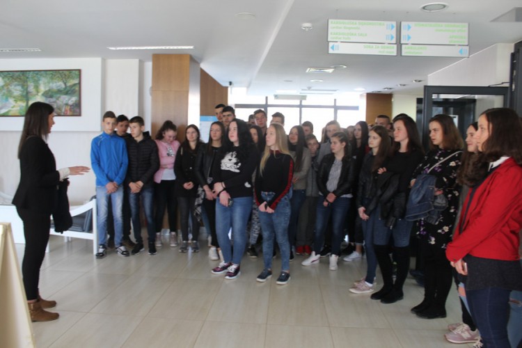 "Banja Vrućica" ugostila osnovce: Od ugodne posjete do odluke o životnom pozivu