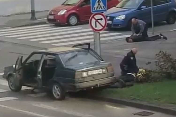 Migranti autom bježali policiji po Ogulinu