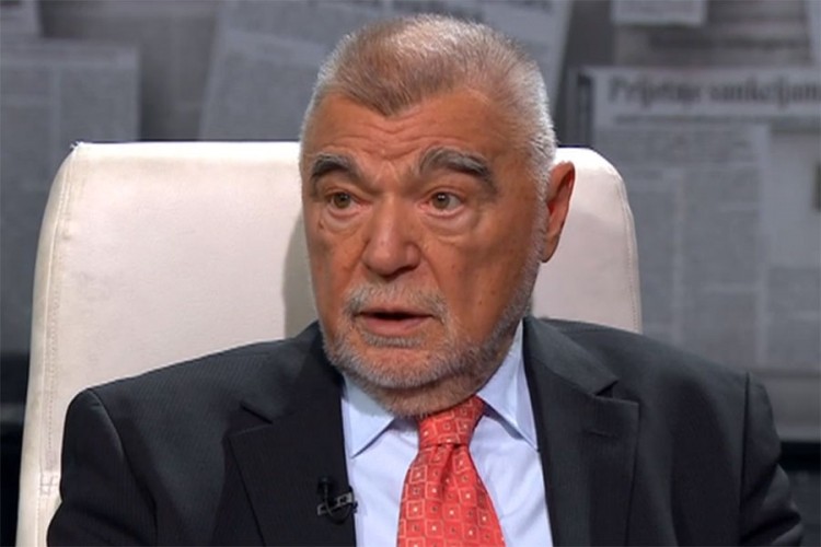 Mesić razmišlja o kandidaturi za predsjednika Hrvatske