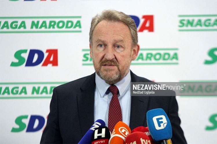 Izetbegović: Nismo potpisali zajedničku izjavu na sastanku sa Hanom