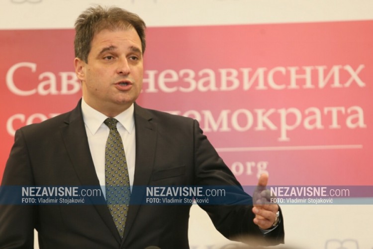 Govedarica: U nedjelju odgovor na ponudu SNSD-a