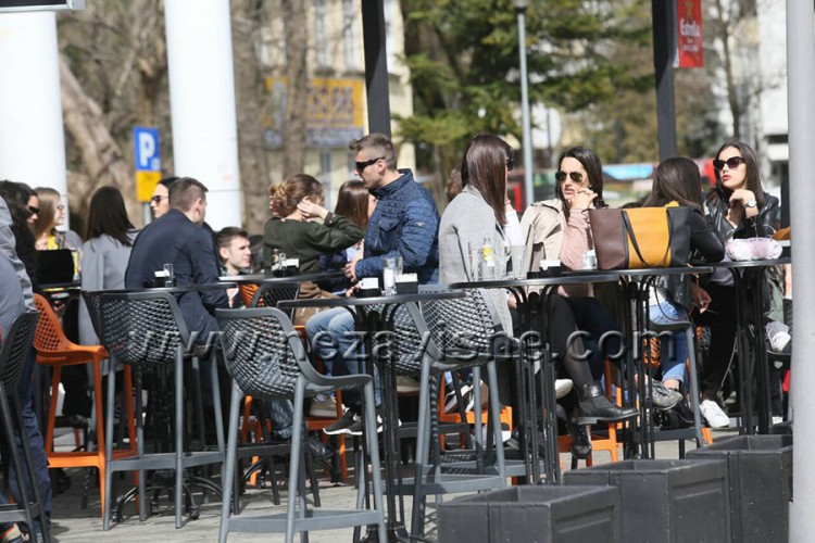 Produženo radno vrijeme za kafane i restorane u Banjaluci