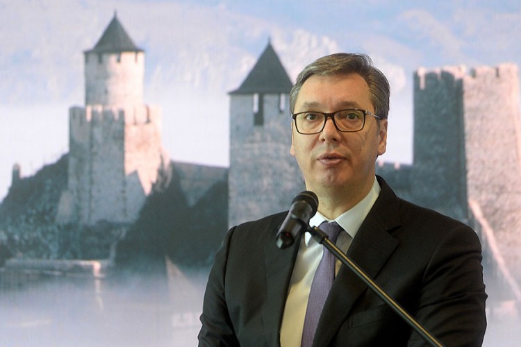 Vučić: Kosovski Albanci žive u prošlosti