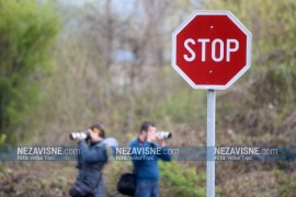 Ne stišavaju se reakcije: Vlast brani zakon, novinari profesiju