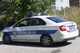 Ubio majku, pa otišao u svoju sobu i presudio sebi