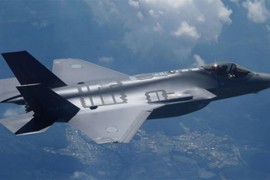Pronađena olupina japanskog "F-35", pilot nestao