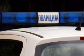 Upali ženi u kuću i pretukli je motkom