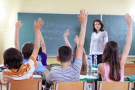 Profesori njemačkog, matematike i  fizike kao igla u plastu sijena