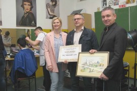 "Mikrofin" donirao opremu Tehnološkoj školi