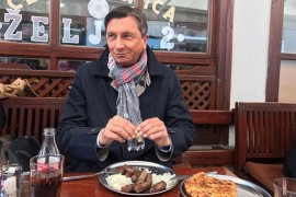 Pahor na Baščaršiji uživao u ćevapima