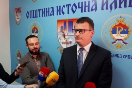 Povelja Istočne Ilidže Miloradu Dodiku i gradu Istočno Sarajevo
