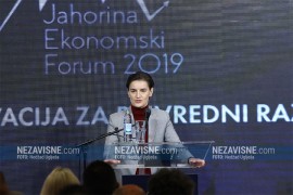 Brnabić: Digitalizacija najjača alatka u borbi protiv korupcije