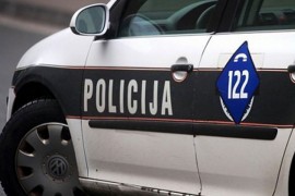 Dijete poginulo, dvije osobe povrijeđene u saobraćajnoj nesreći