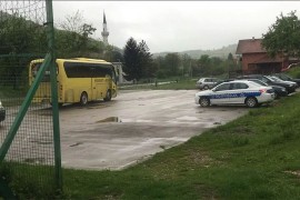 Pijan vozač htio voziti učenike iz Bratunca na jednodnevni izlet