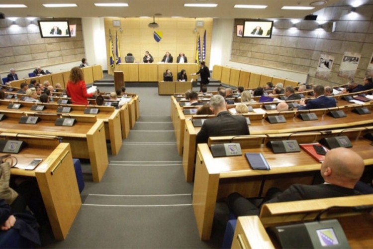 Popunjen Klub delegata iz reda srpskog naroda