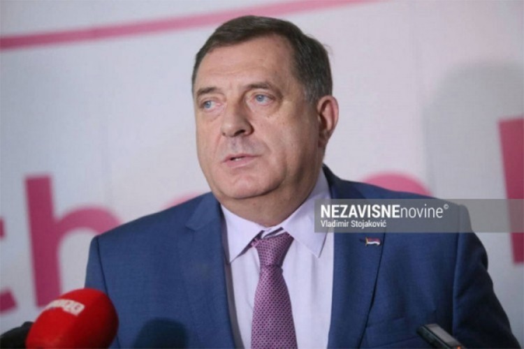 Dodik: SNSD spreman da brani nacionalne interese Srpske u Sarajevu