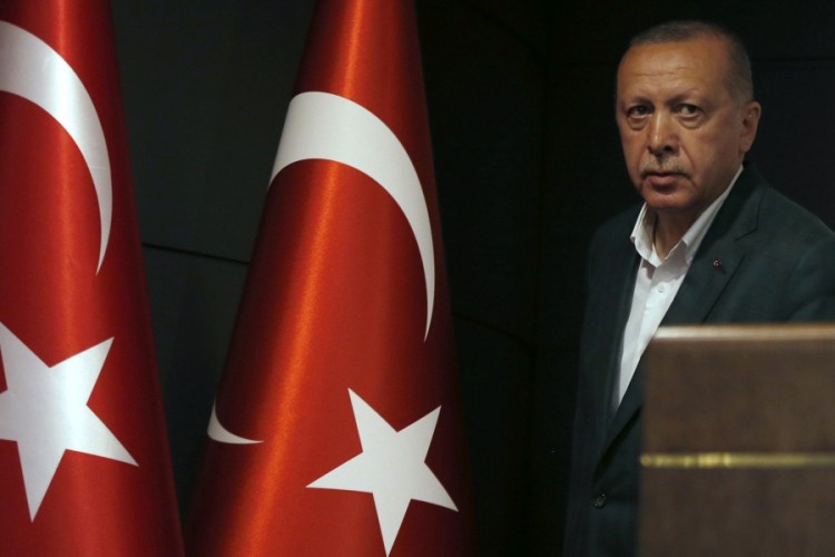 Poraz Erdoana, poslije Ankare izgubio i Istanbul