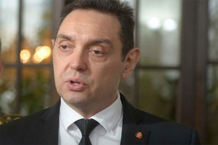 Vulin: Zaustaviti širenje velike Albanije