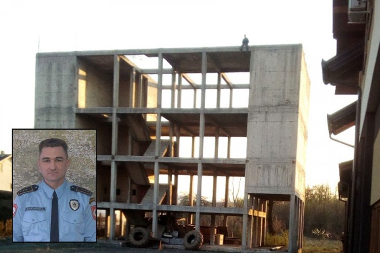 Odustao od skoka u smrt kad se požalio šta ga tišti
