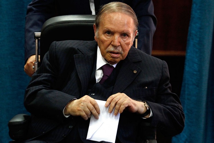 Predsjednik Alžira podnio ostavku