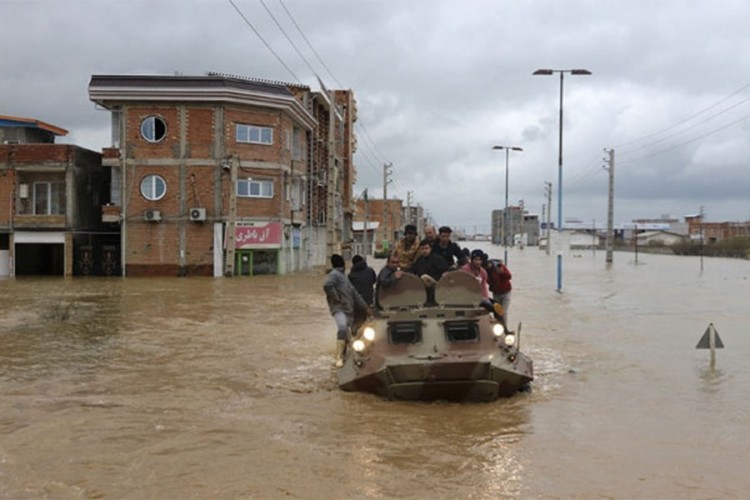 Poplave pogodile Iran, nastradalo 62 ljudi