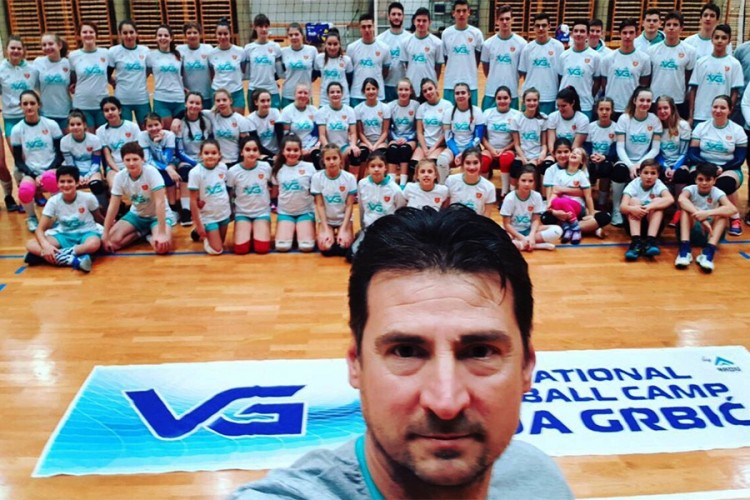 Vanja Grbić: Odbojkom do boljeg zdravlja dece
