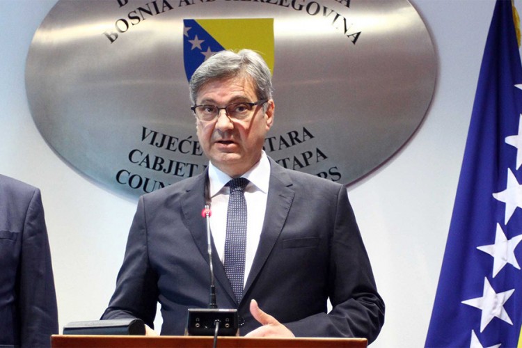 Zvizdić poručio Dodiku: Granica između BiH i Srbije biće dok je "svijeta i vijeka"