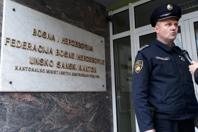 Štrajk upozorenja Sindikata policije USK