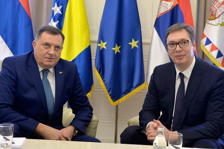 Počeo sastanak Dodika i Vučića