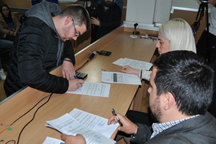 Ugovore o stipendiranju potpisala 163 studenta