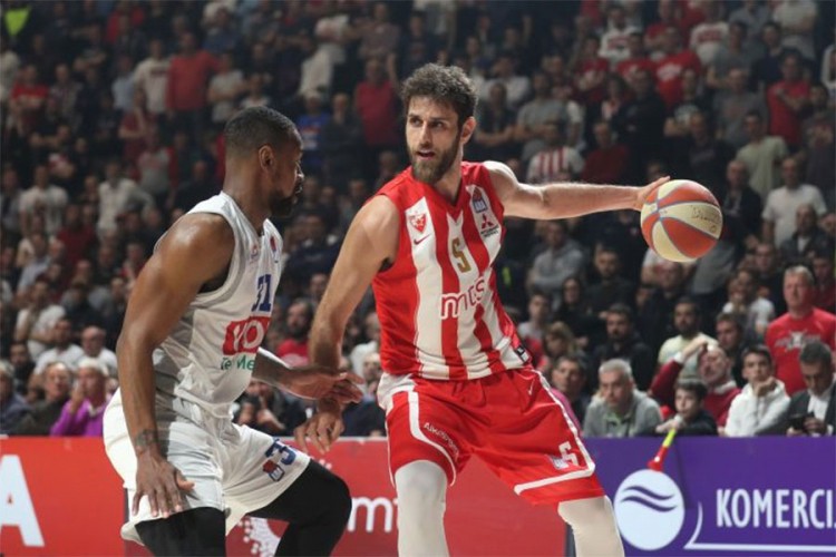 Zvezda na +38 protiv Budućnosti za 2:0 u finalu