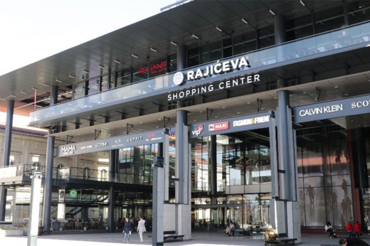 Bomba u tržnom centru u Beogradu?