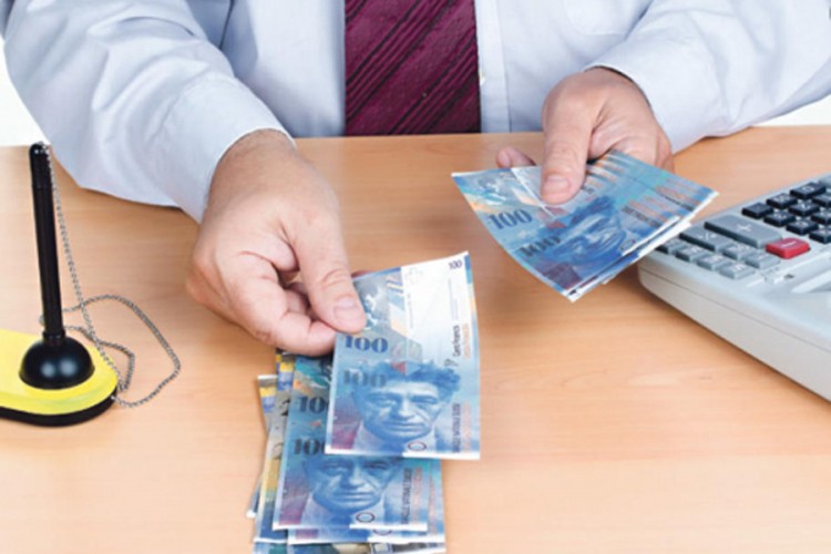 Vlada Srbije usvojila leks specijalis o švajcarcima, otpisuje se 38%