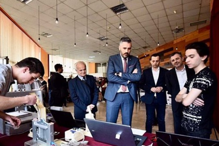 Rajčević: Razvijati ekonomiju baziranu na znanju