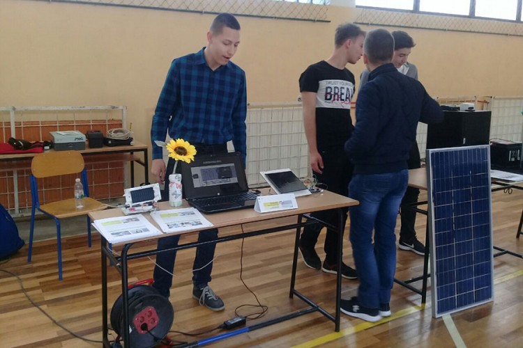 Učenici štedjeli struju pa nagrađeni