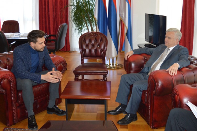 Čubrilović sa Bikovićem: Promovisati identitet i specifičnosti srpskog naroda