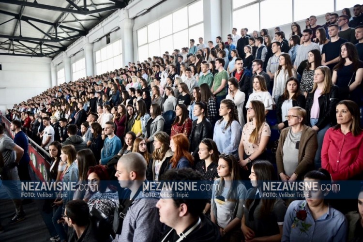 Maturanti iz Srpske na manifestaciji  "Dani otvorenih vrata"