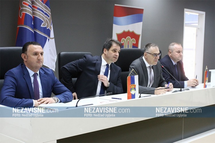 Govedarica, Miličević i Šarović u trci za lidera SDS-a