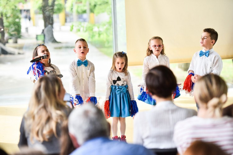 Mališani pjevali u Banjaluci povodom Dana grada