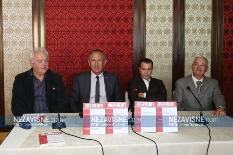 Časopis "Argumenti" uskoro i na internetu