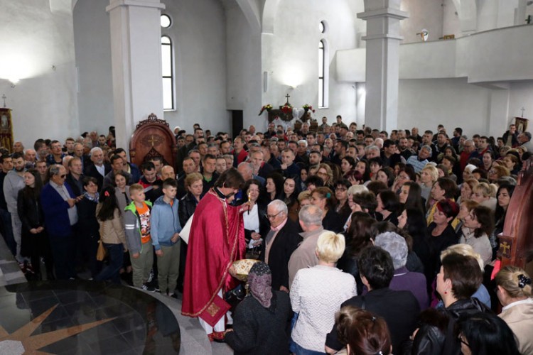 Služene liturgije u svim pravoslavnim hramovima