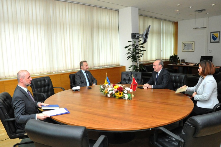 Izetbegović i Koč: Autoput Sarajevo-Beograd ima regionalni značaj