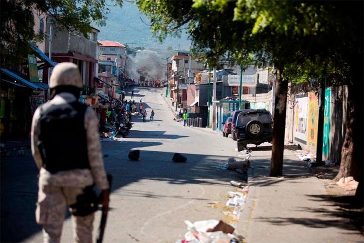 Pucnjava ispred američke ambasade na Haitiju
