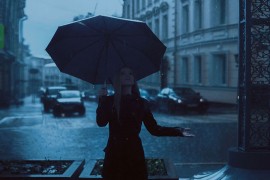 U maju 19 dana s kišobranom