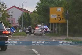 U sudaru škode i motocikla povrijeđeni otac i dvoje djece