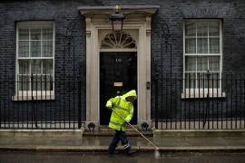 Mej podnosi ostavku kad odradi prvu fazu Brexita