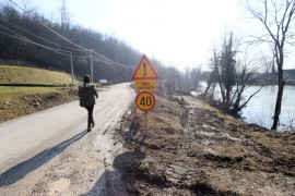 Sanacija klizišta i gradnja još pola kilometra puta u Priječanima do ...